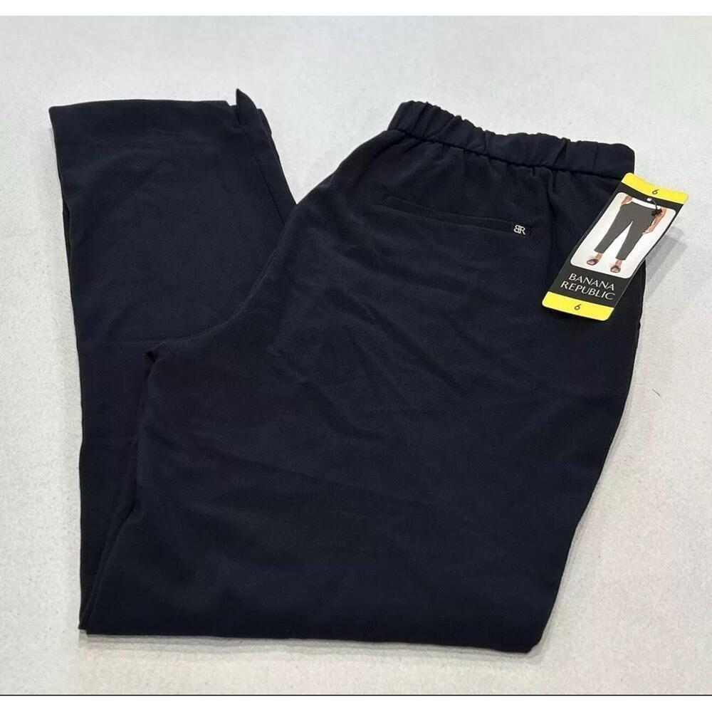 Banana Republic Women's Tapered Pull-On Pants, Black, Size 6 AD25 AI9 AH9 AK AN2